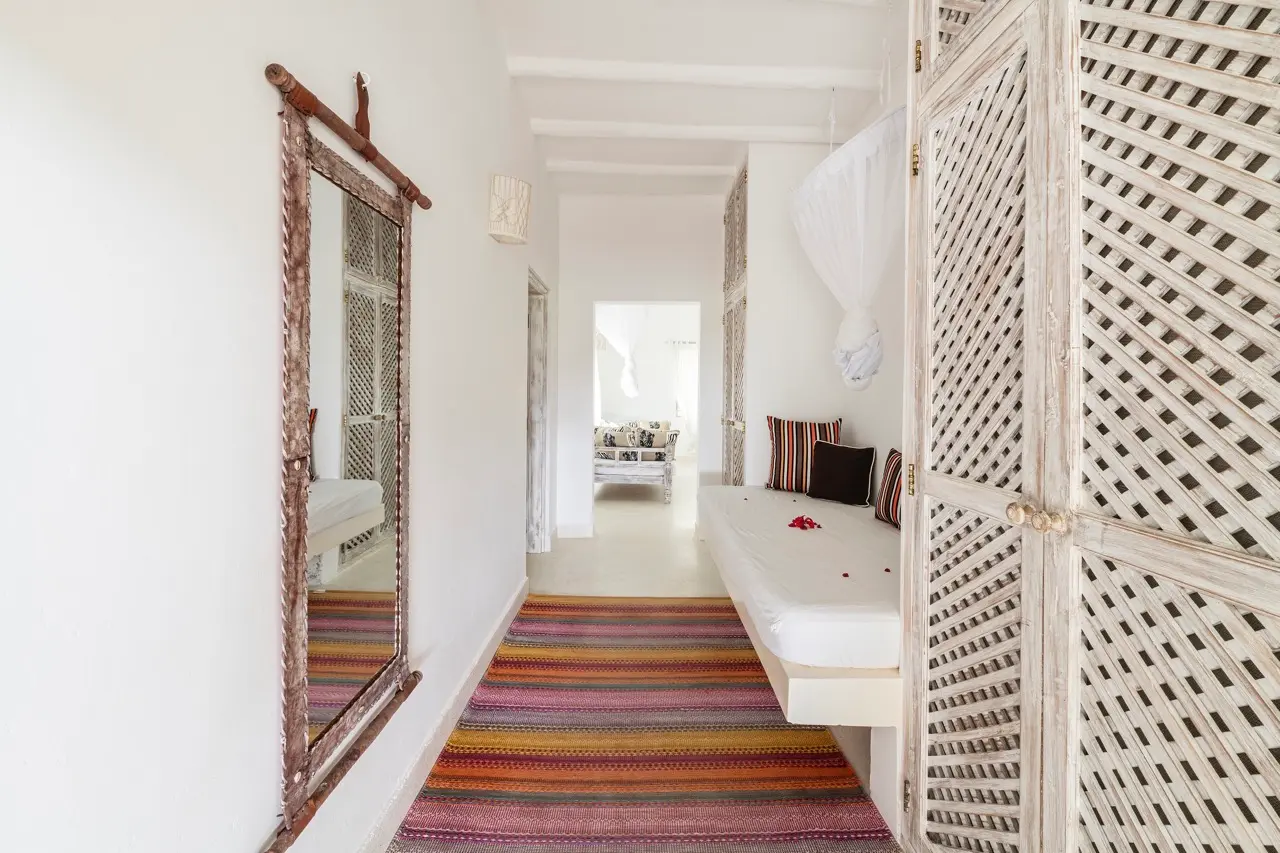 Deluxe Room 4